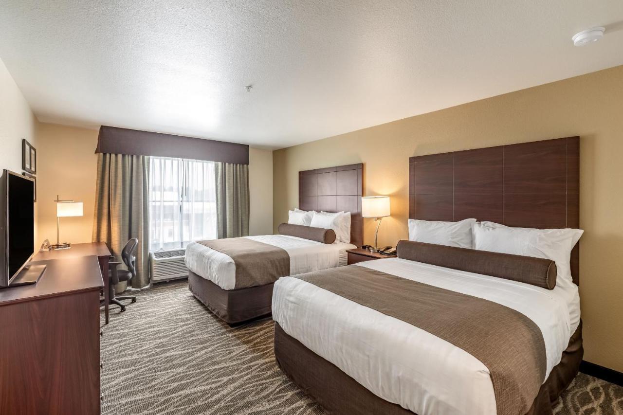 Cobblestone Hotel & Suites Hartford Exteriör bild